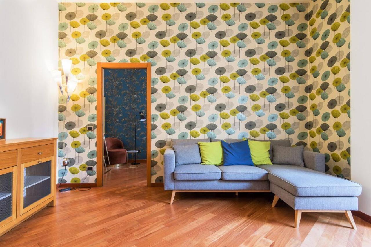 Colored And Spacious Flat Close To Navigli By Easylife Милан Экстерьер фото